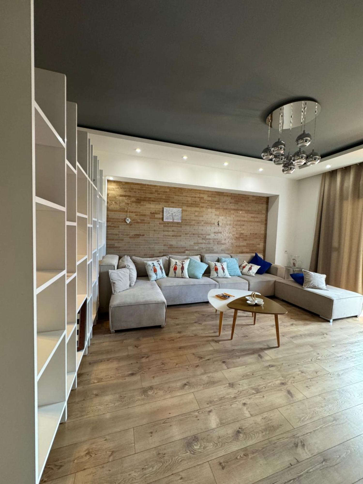 Kreilux Valona Apartment Vlore Exterior photo